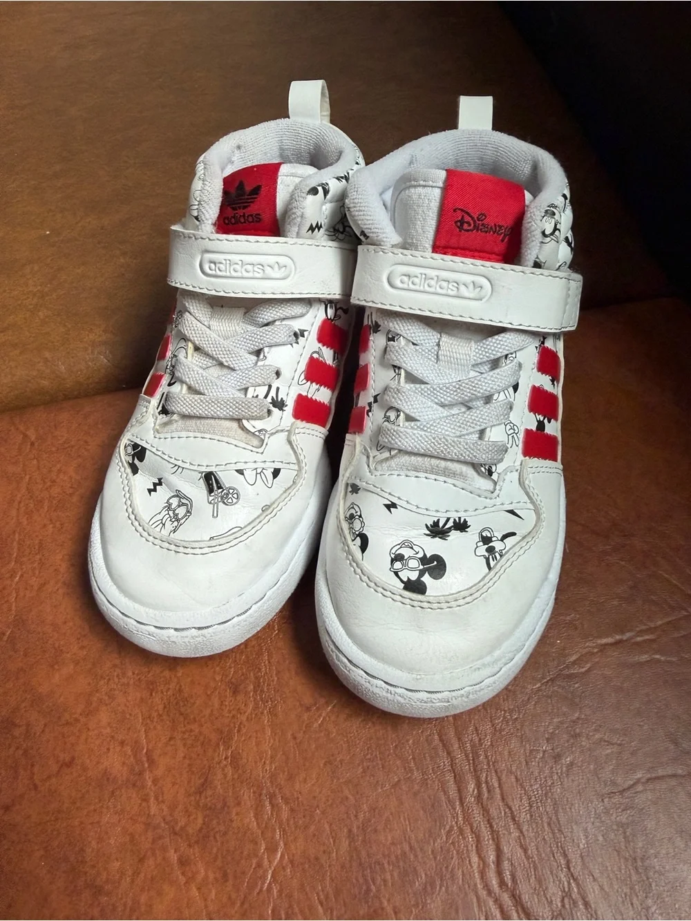 Adidas Disney Forum Mid 360 high top sneakers size 9.5 US unisex kids